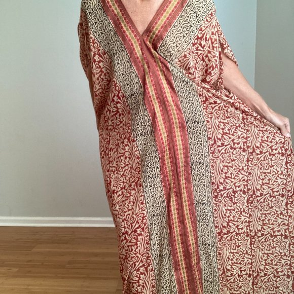 Block Print Caftan Size Free Rust, Tan & Black - Picture 11 of 15